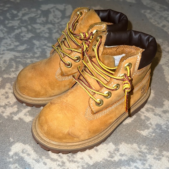 Toddler Timberland Boots - Picture 1 of 5